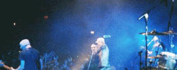 London Hammersmith Apollo, 2 Dates 2 Change The World (27 Sep 2002)